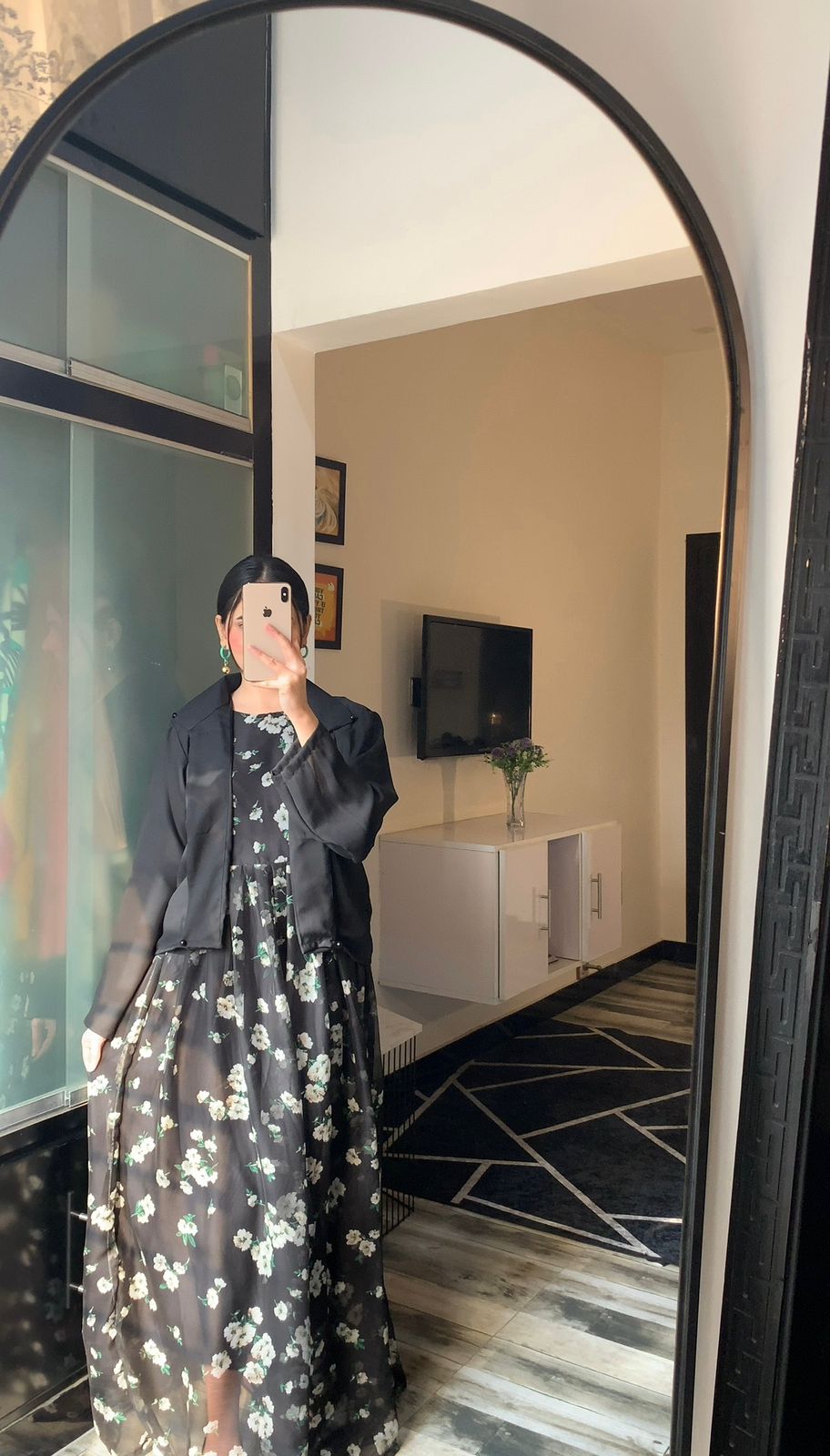 Vibrant Abstract Maxi with Cropped Black Coati