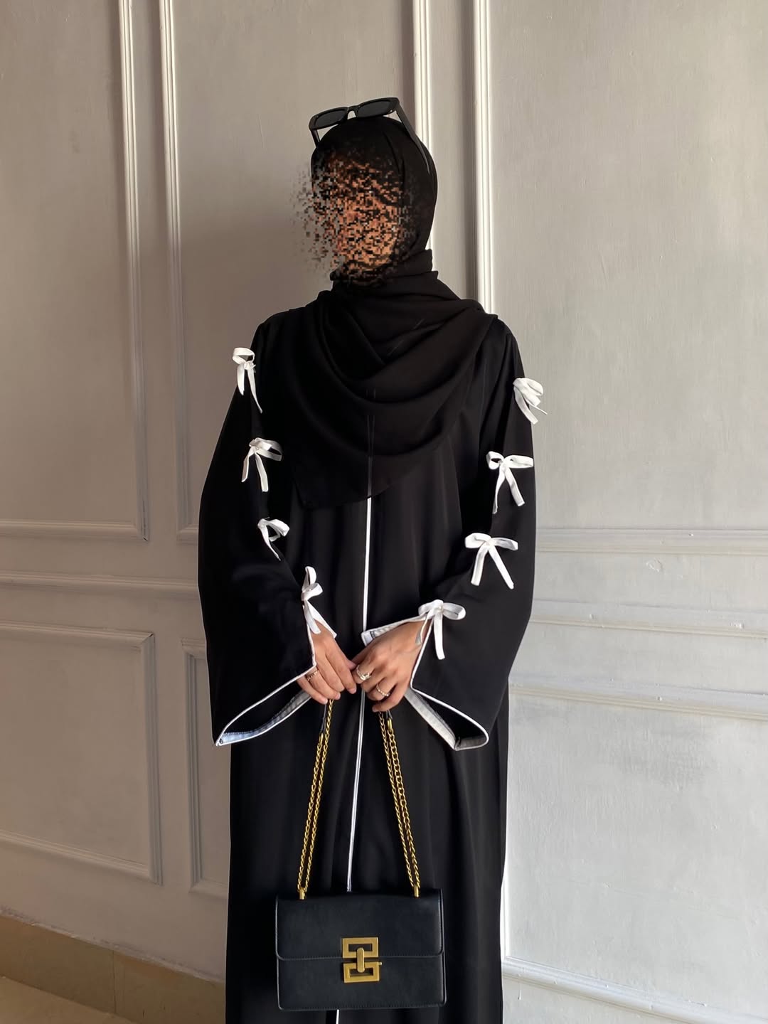 Ribbon Grace Abaya with stoller