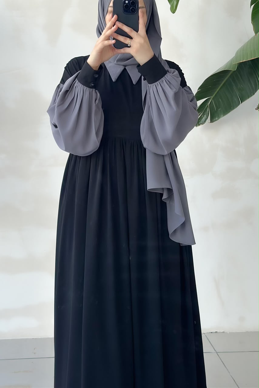 Ravina Grace abaya