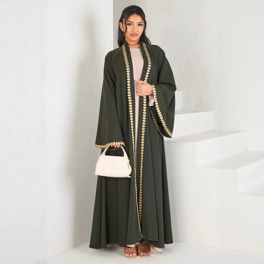 Gul-e-Dil Green Embroidered Abaya