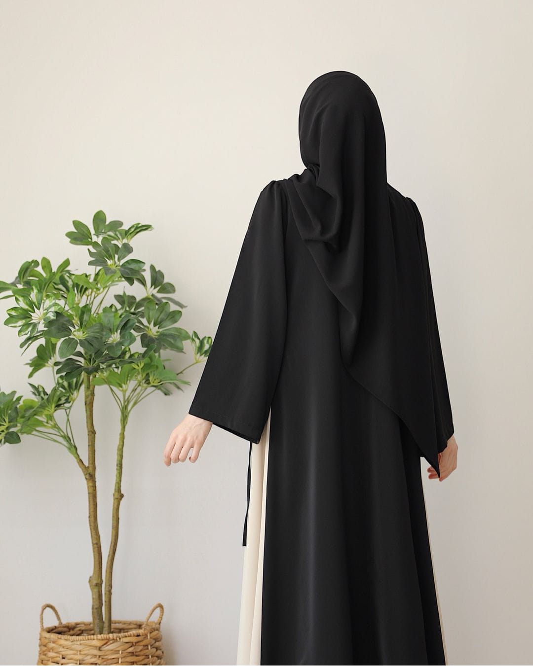 Black Abaya With Stoller