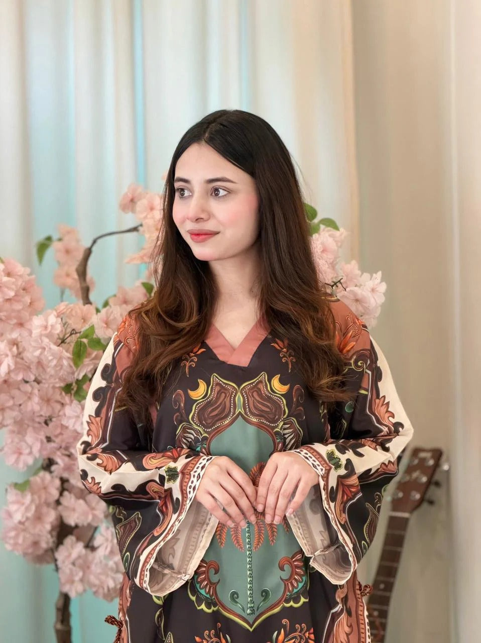 Aks-e-Hoor 2pcs farshi shalwar set