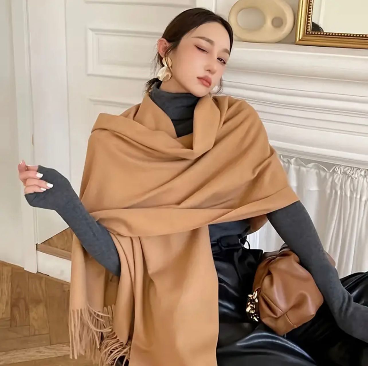 Luxury Winter Fleece Scarf – Oversized Shawl Wrap for Elegant Warmth
