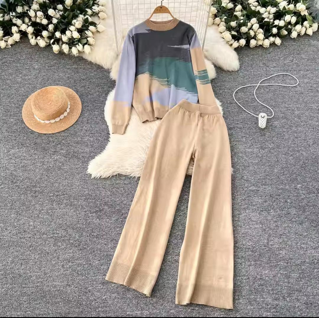 Women's Cozy Two-Piece Abstract Knit Loungewear Set