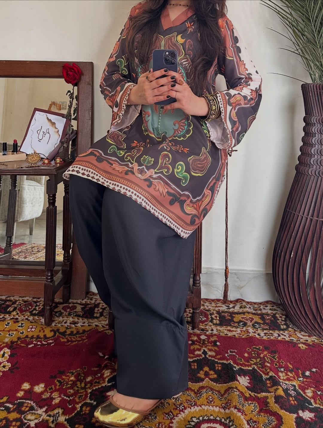 Aks-e-Hoor 2-Piece