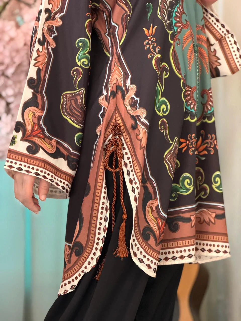 Aks-e-Hoor 2pcs farshi shalwar set