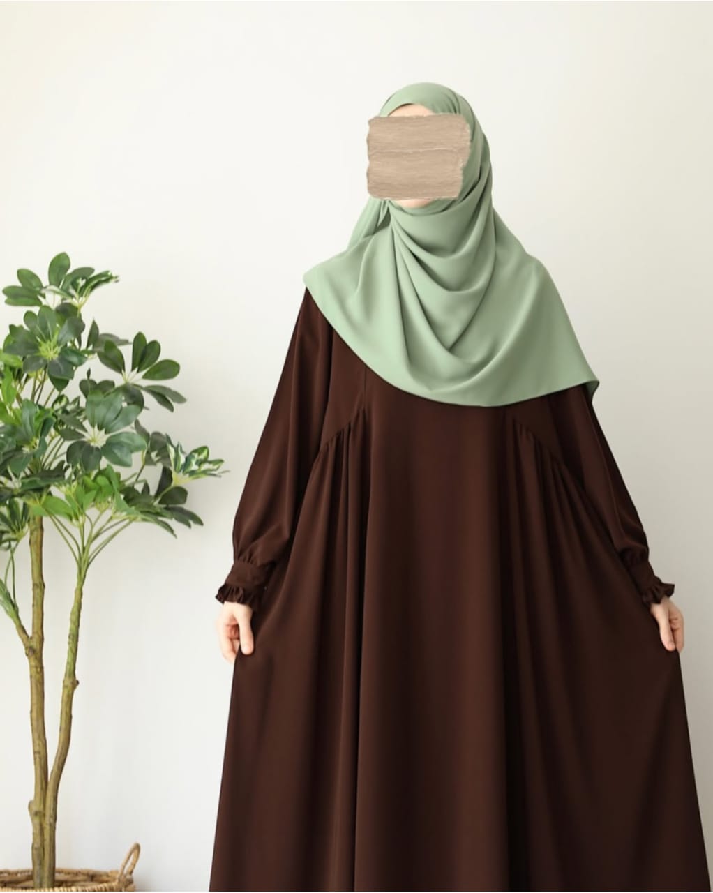 Chocolate Abaya With Stoller