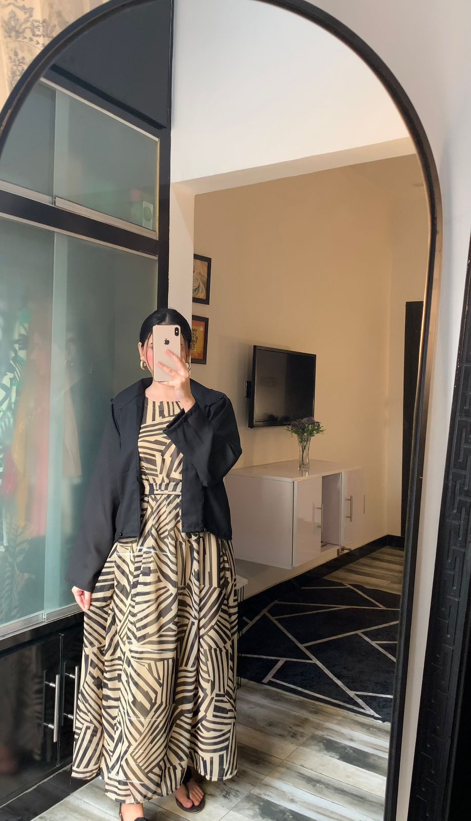 Vibrant Abstract Maxi with Cropped Black Coati