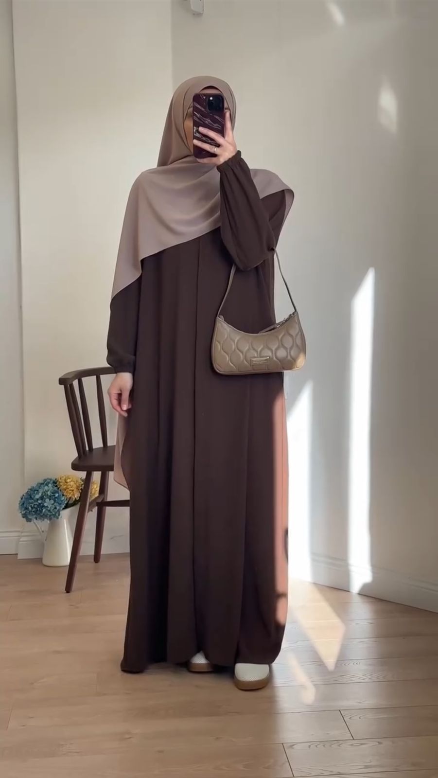 Modest Badam Abaya with Stoller