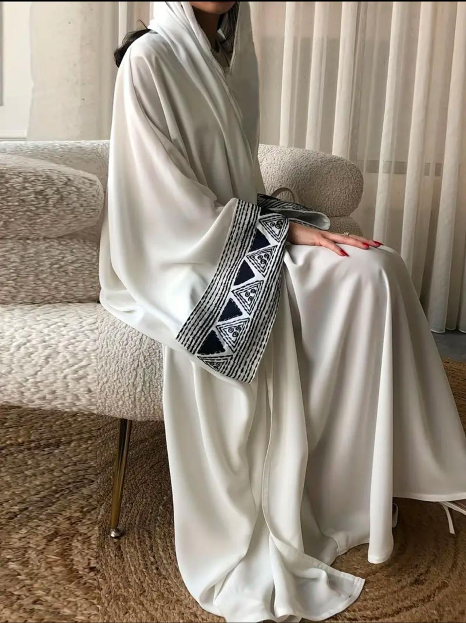 Graceful Embroidered Upper Abaya – Statement Style