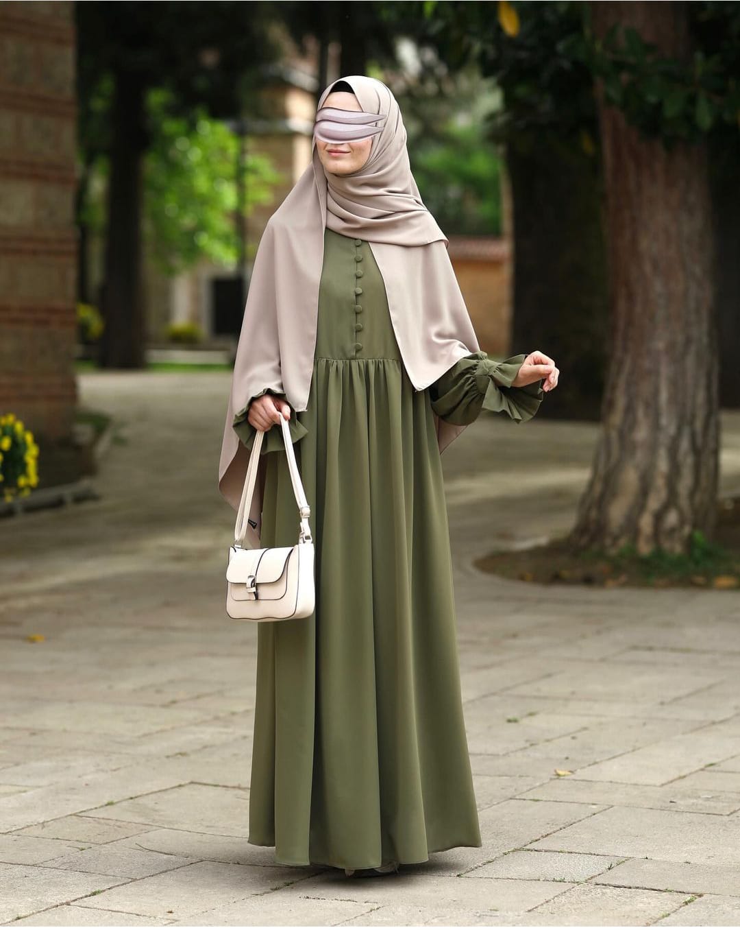 Olive Green Abaya With Stoller