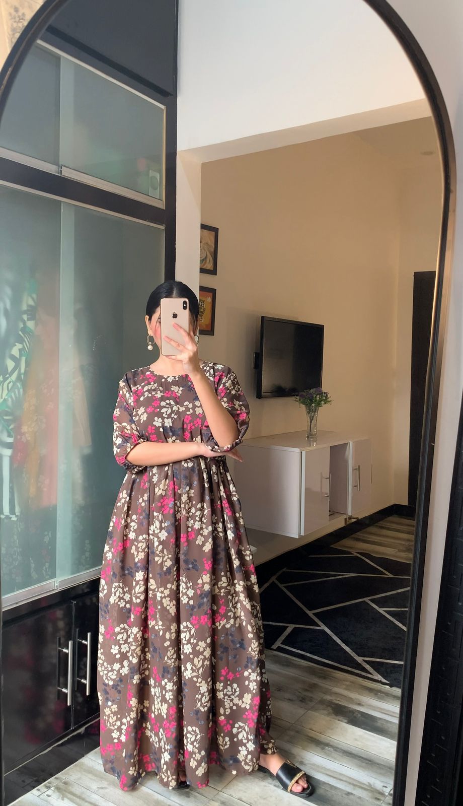 Vibrant Abstract Maxi with Cropped Black Coati