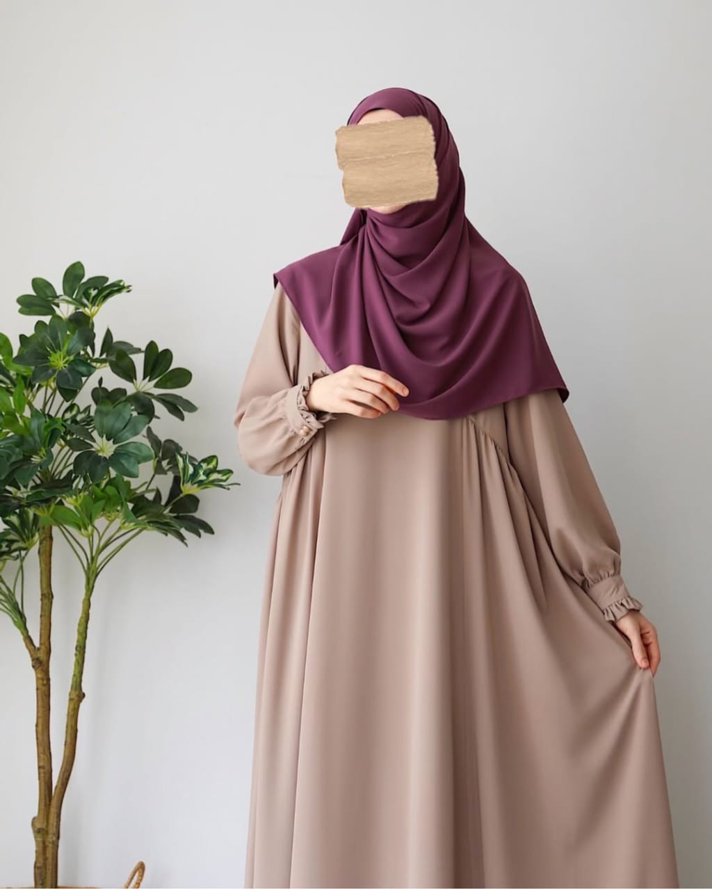 Pearl Rose Abaya With Stoller