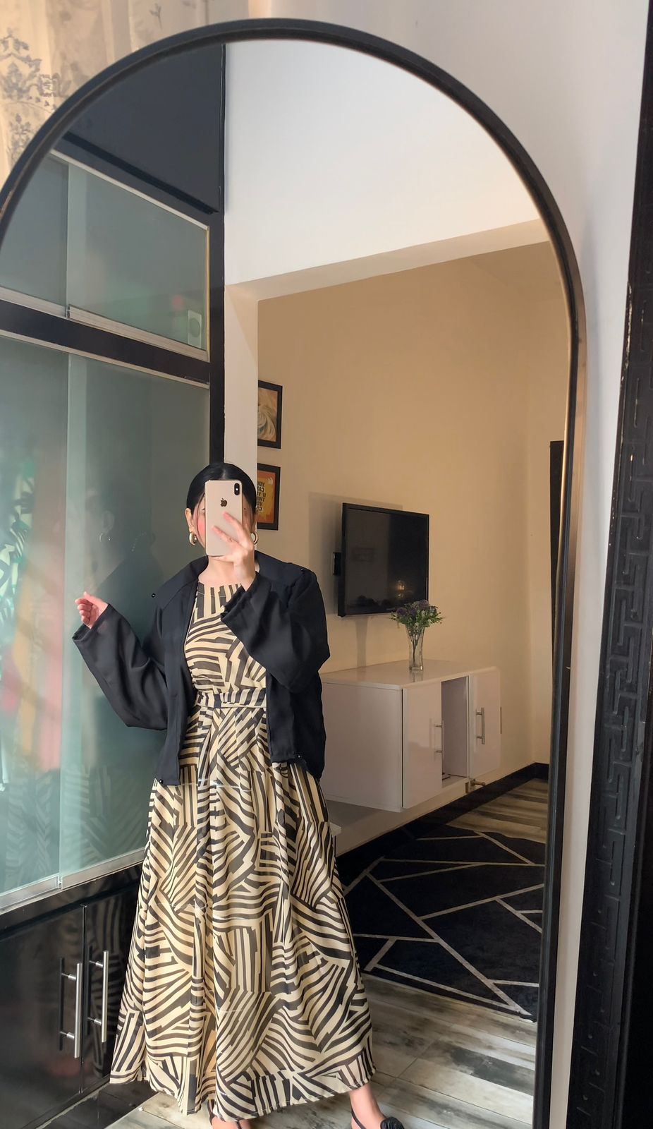 Vibrant Abstract Maxi with Cropped Black Coati