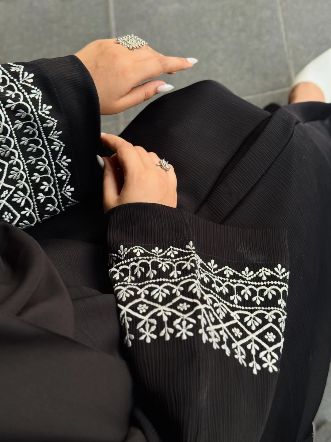 Safa Embroidered Abaya With Stoller