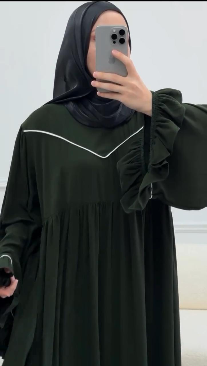 Ayse Flarey Abaya with stoller