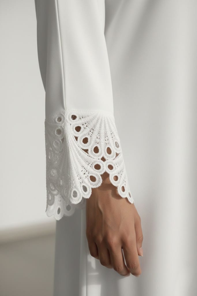 Ayra White Grace Abaya