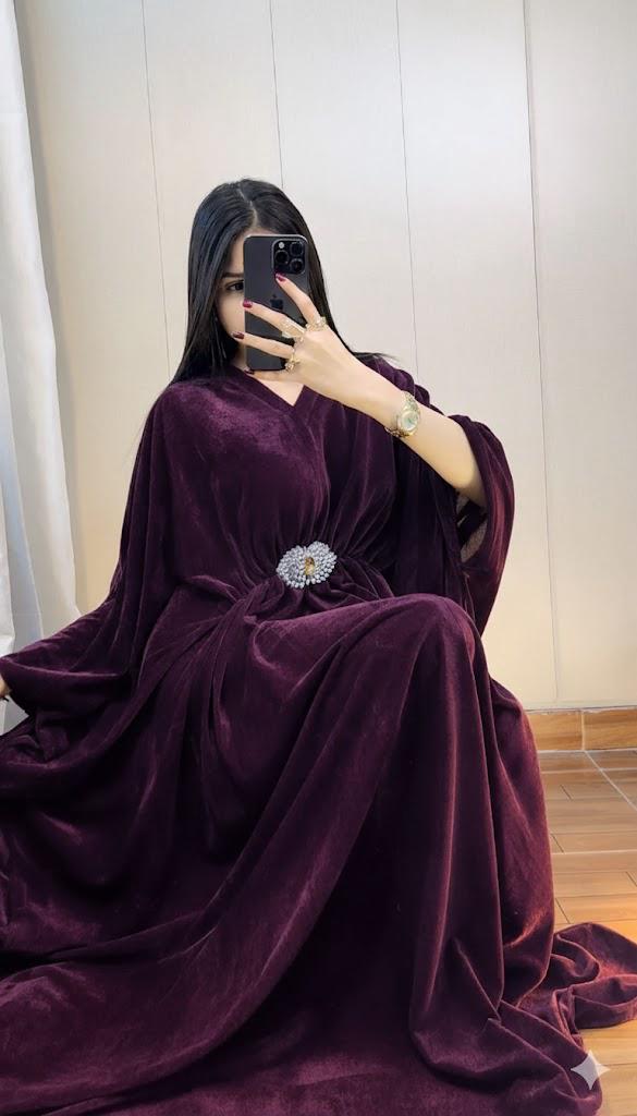 Luxury Velvet Kaftan – Elegant Flowing Evening Wear