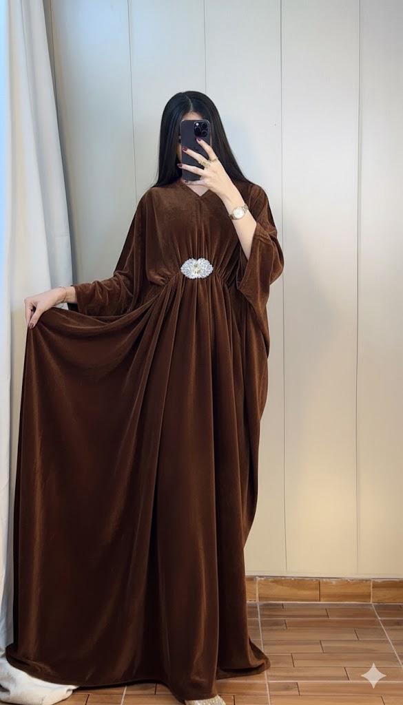 Luxury Velvet Kaftan – Elegant Flowing Evening Wear