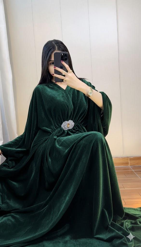 Luxury Velvet Kaftan – Elegant Flowing Evening Wear