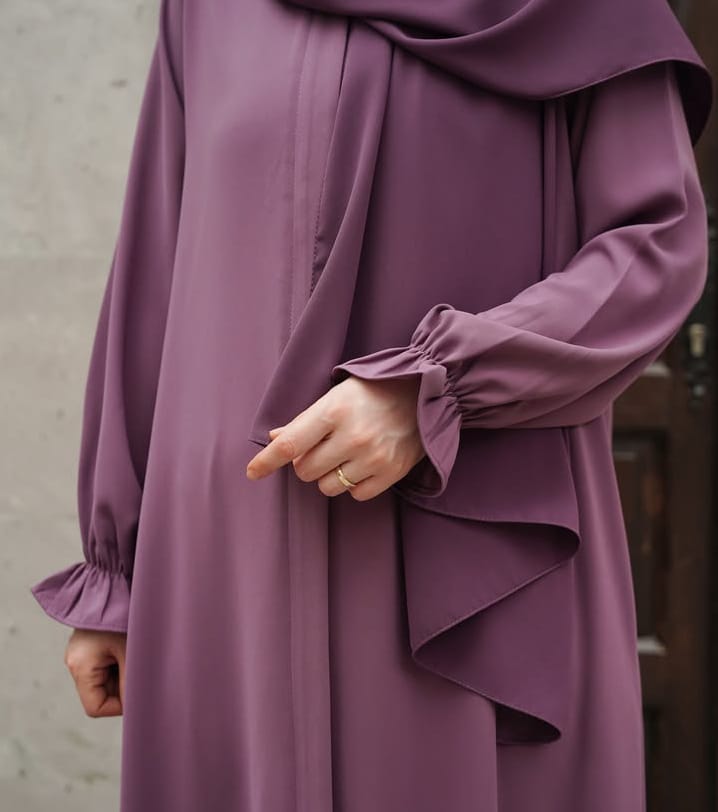 Plum Grace Modest Abaya
