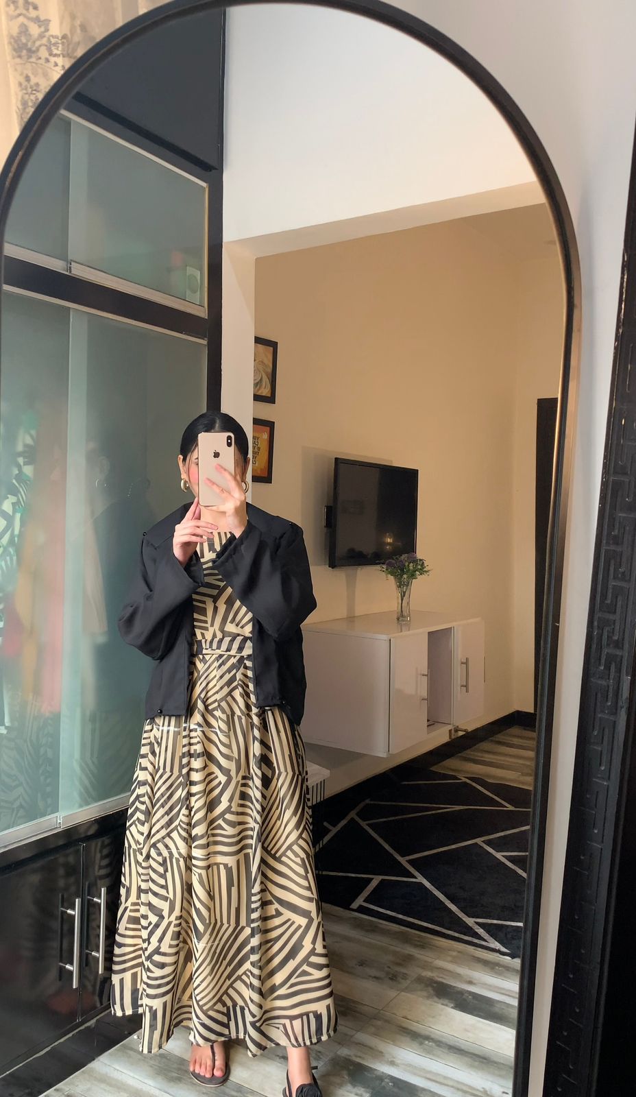 Vibrant Abstract Maxi with Cropped Black Coati