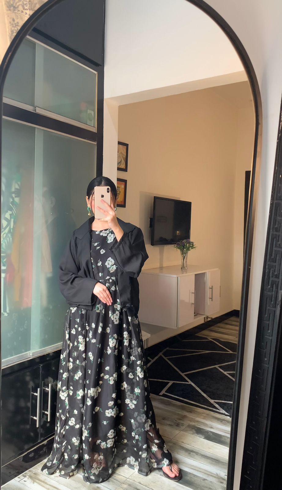 Vibrant Abstract Maxi with Cropped Black Coati