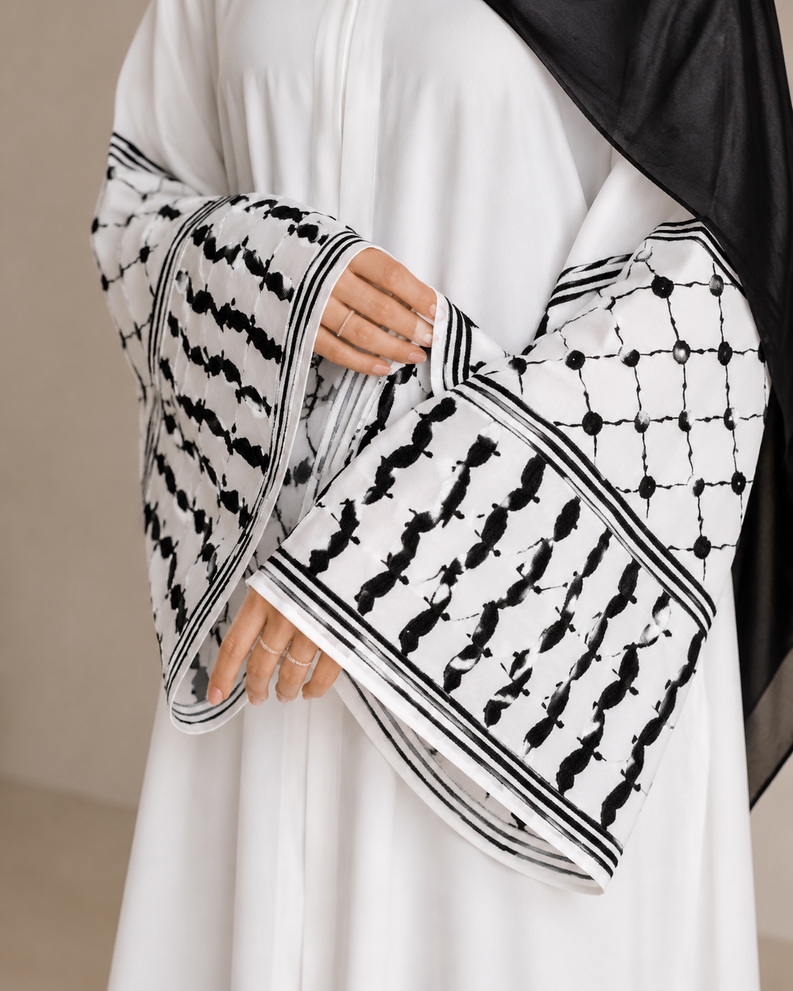 Al-Lamsa Abaya With Stoller