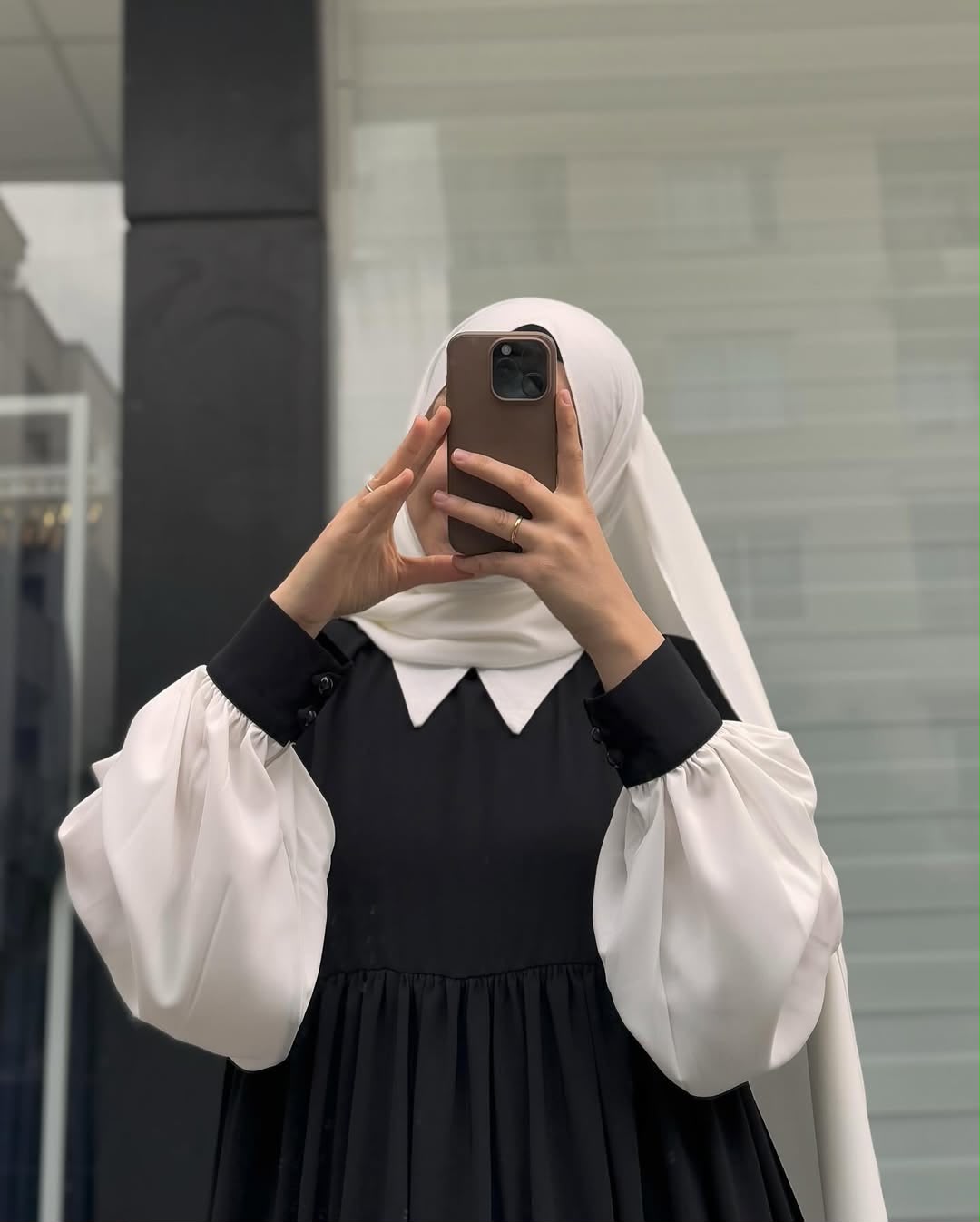 Ravina Grace abaya