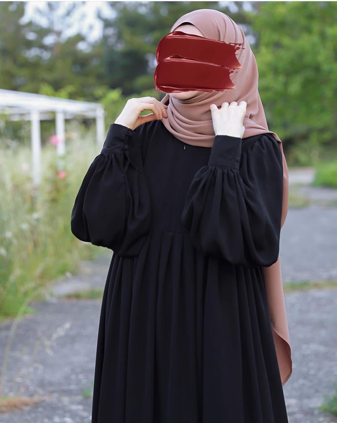 Black Kuchi Abaya With Stoller