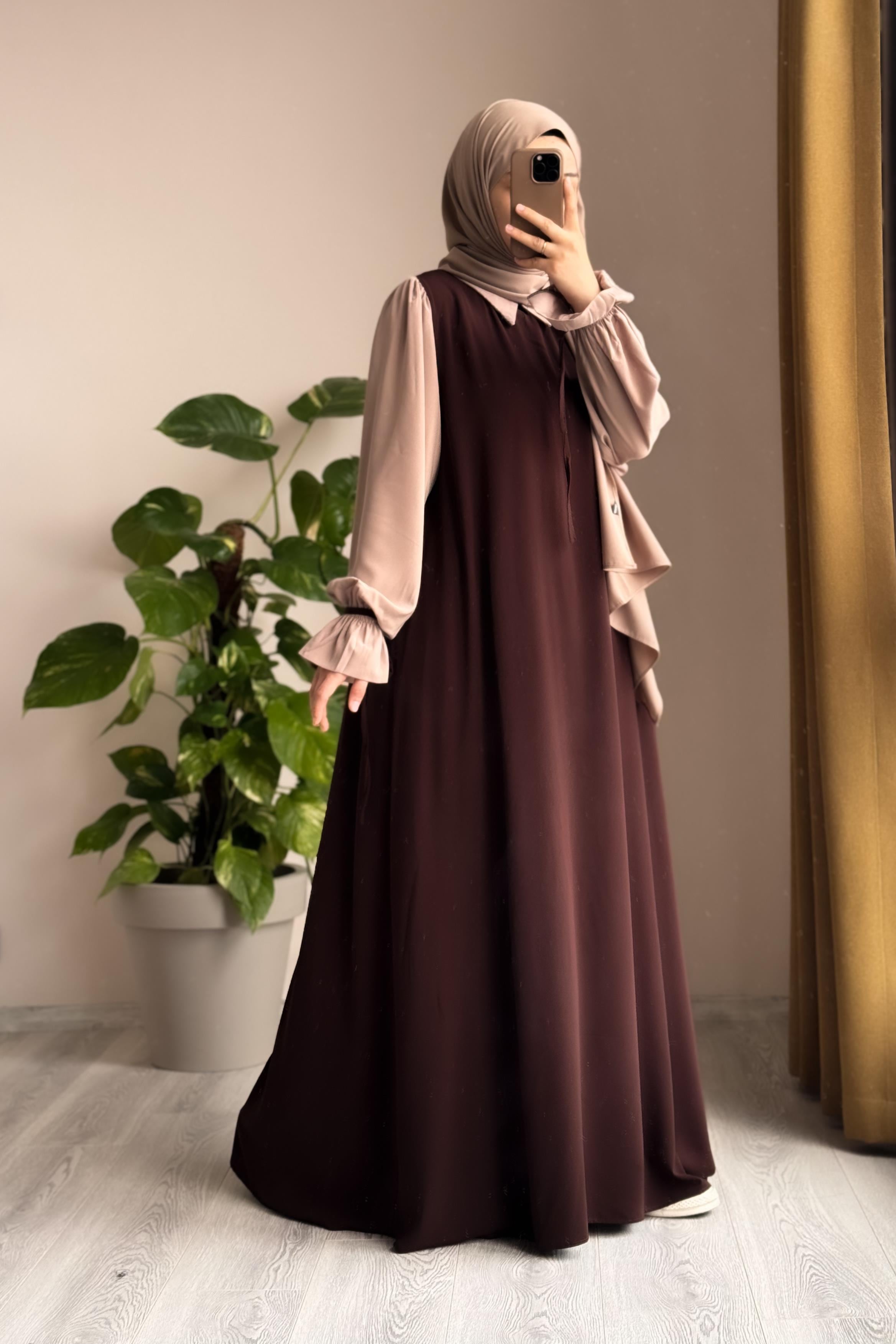 Aurelia Abaya With Stoller