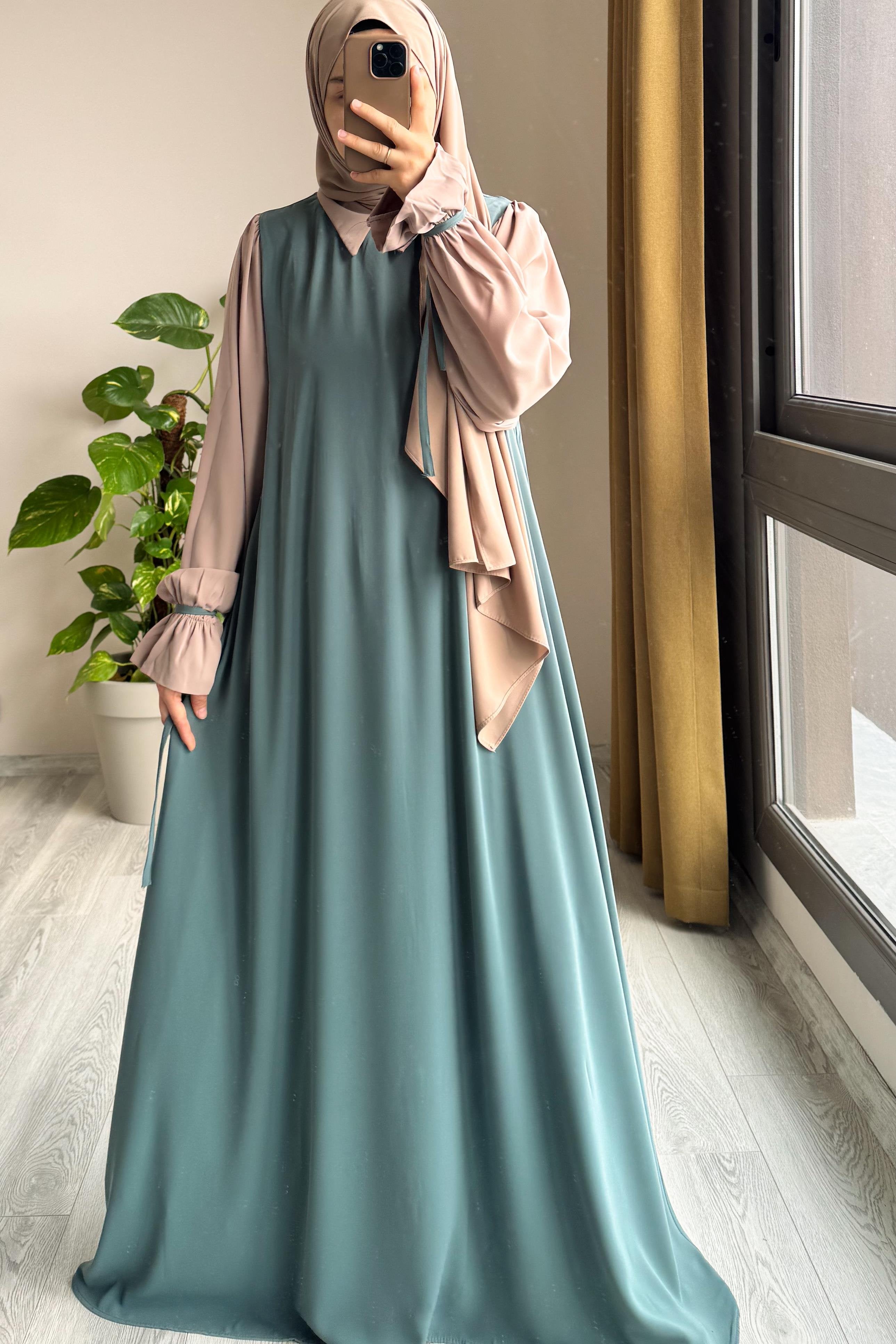Aurelia Abaya With Stoller