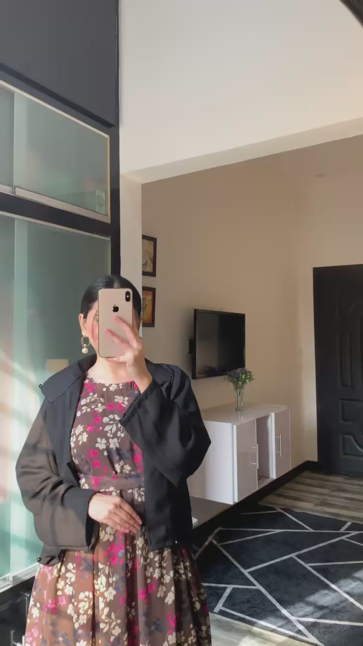 Vibrant Abstract Maxi with Cropped Black Coati