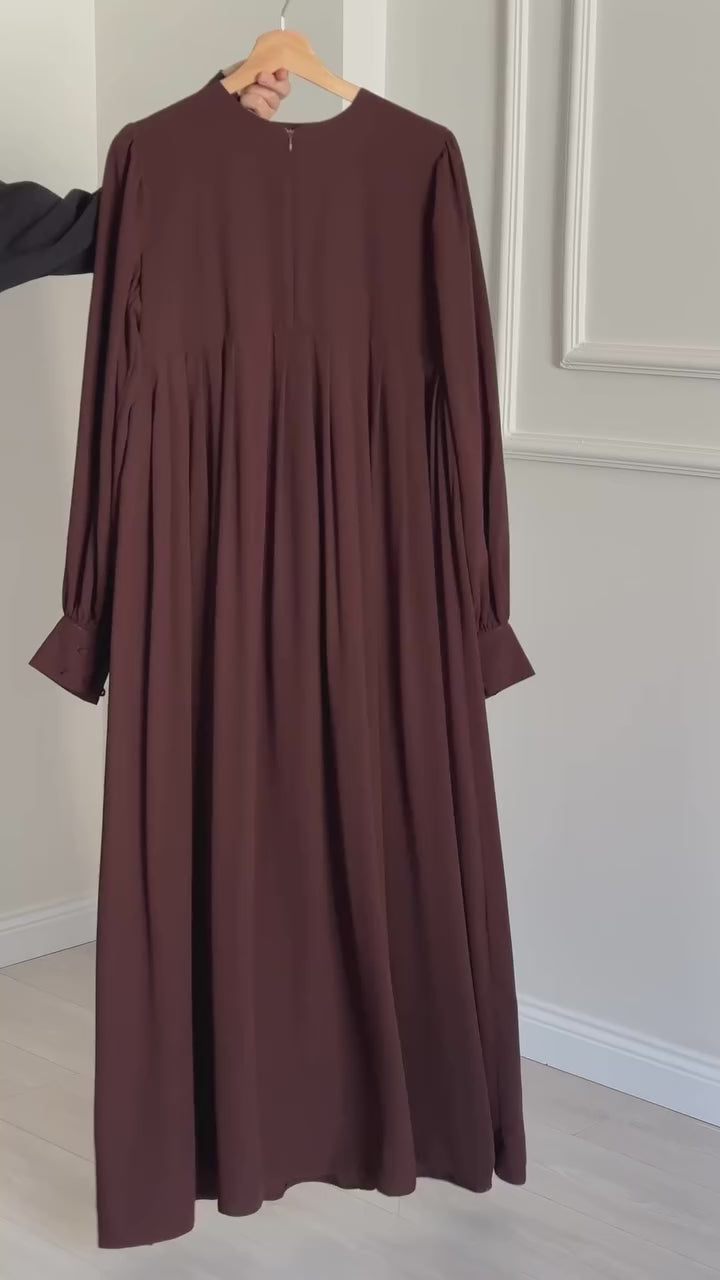 Elegant Chocolate Brown Abaya with Ruched Sleeves