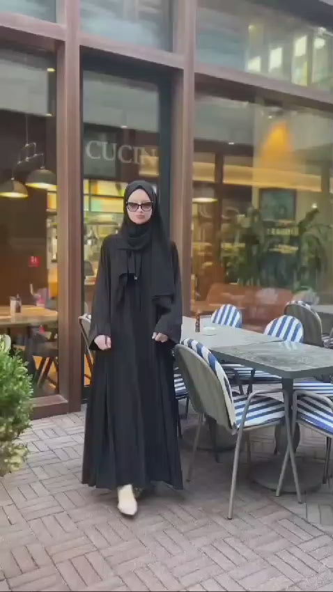 Black Classic Abaya With Stoller